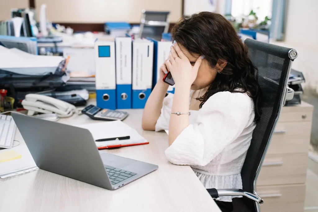 Despido por necesidades de la empresa en Chile: qué significa, qué te corresponde y qué hacer si fue injustificado